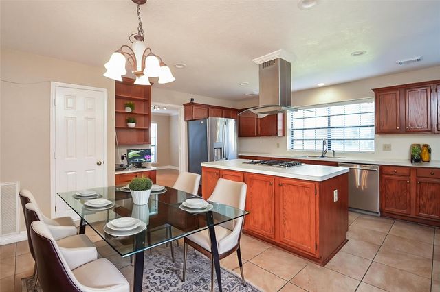 8803 Tweedbrook Drive, Spring, TX 77379