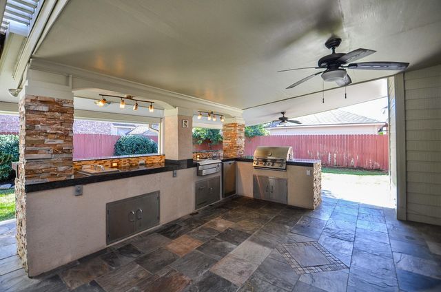 8803 Tweedbrook Drive, Spring, TX 77379