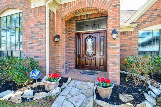 8803 Tweedbrook Drive, Spring, TX 77379