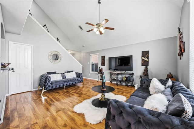 3322 Inverness Path Lane, Houston, TX 77053