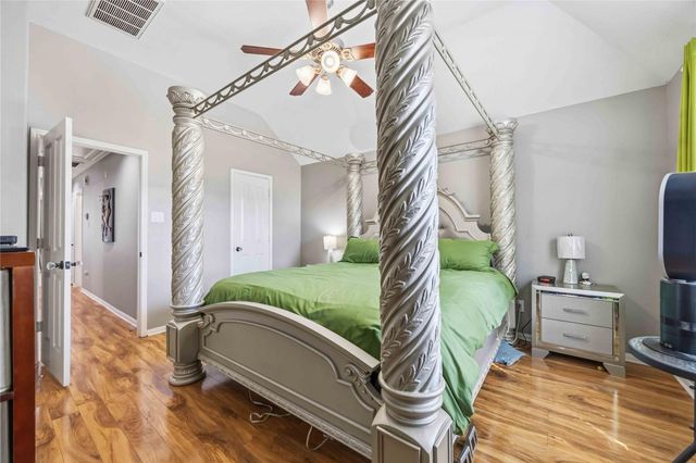 3322 Inverness Path Lane, Houston, TX 77053