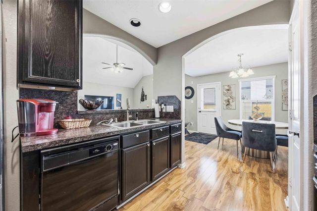 3322 Inverness Path Lane, Houston, TX 77053