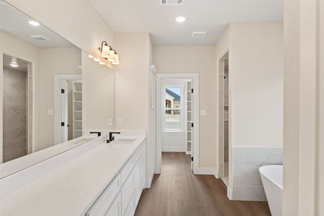 506 Limestone Circle, Mabank, TX 75147