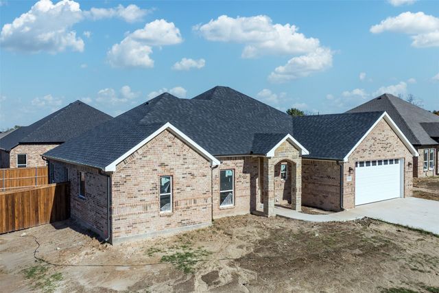 506 Limestone Circle, Mabank, TX 75147
