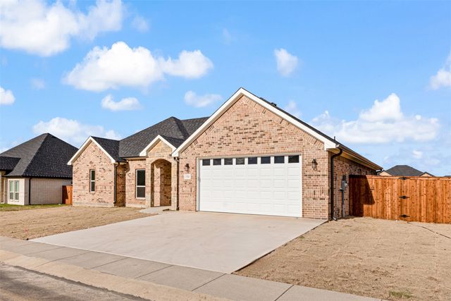 506 Limestone Circle, Mabank, TX 75147