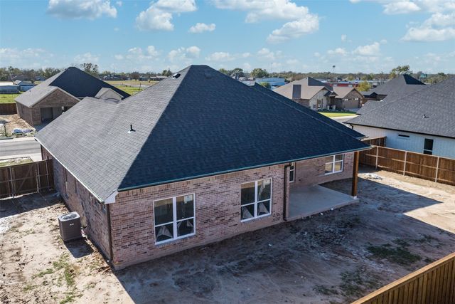 506 Limestone Circle, Mabank, TX 75147