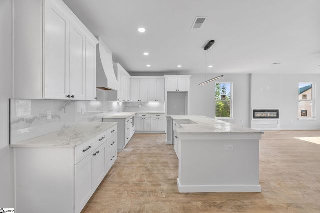 150 Boxwood Lane, Easley, SC 29640