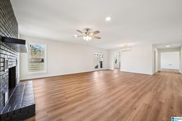 1528 RAINBOW LANE, Warrior, AL 35180