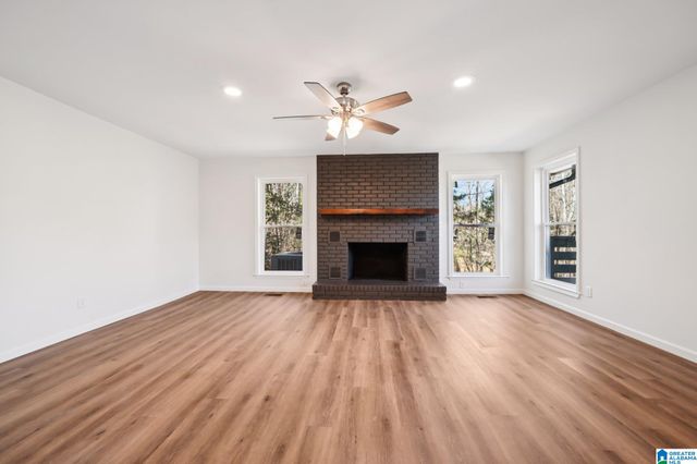 1528 RAINBOW LANE, Warrior, AL 35180