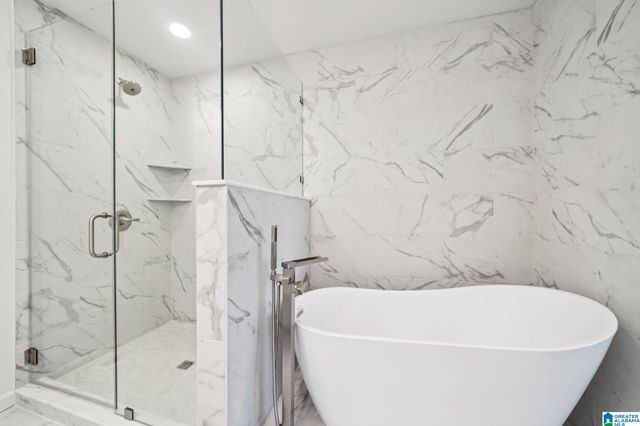 1528 RAINBOW LANE, Warrior, AL 35180