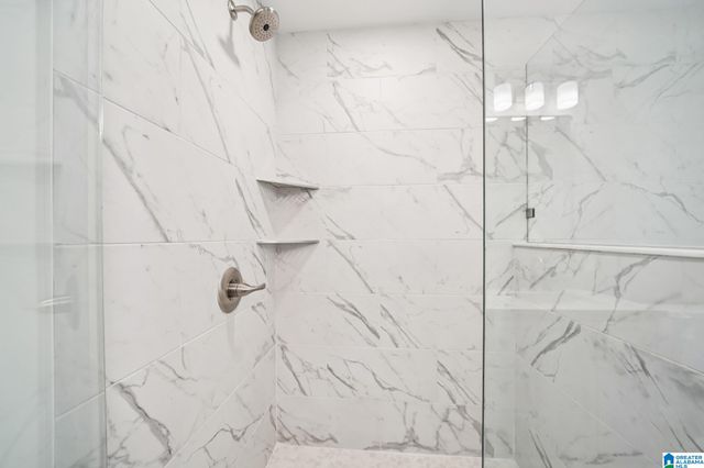 1528 RAINBOW LANE, Warrior, AL 35180