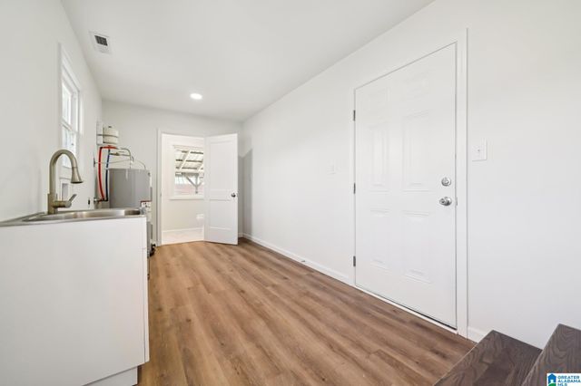 1528 RAINBOW LANE, Warrior, AL 35180