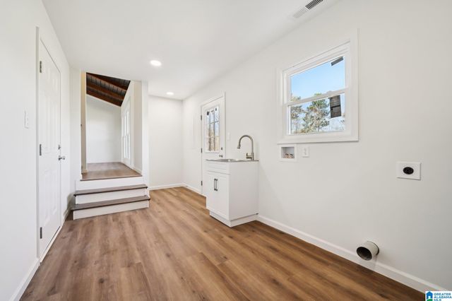 1528 RAINBOW LANE, Warrior, AL 35180