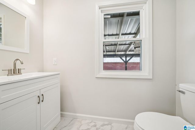 1528 RAINBOW LANE, Warrior, AL 35180