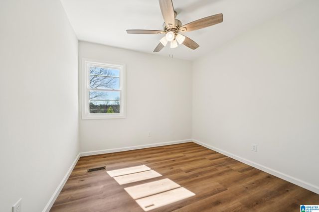 1528 RAINBOW LANE, Warrior, AL 35180