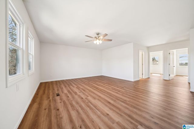 1528 RAINBOW LANE, Warrior, AL 35180