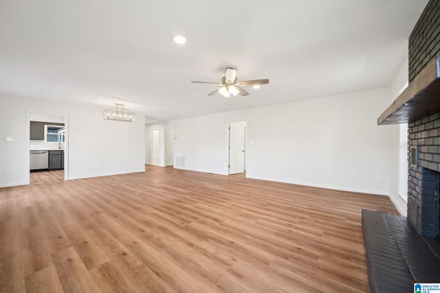 1528 RAINBOW LANE, Warrior, AL 35180