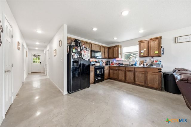 1309 W Main Street, Gatesville, TX 76528