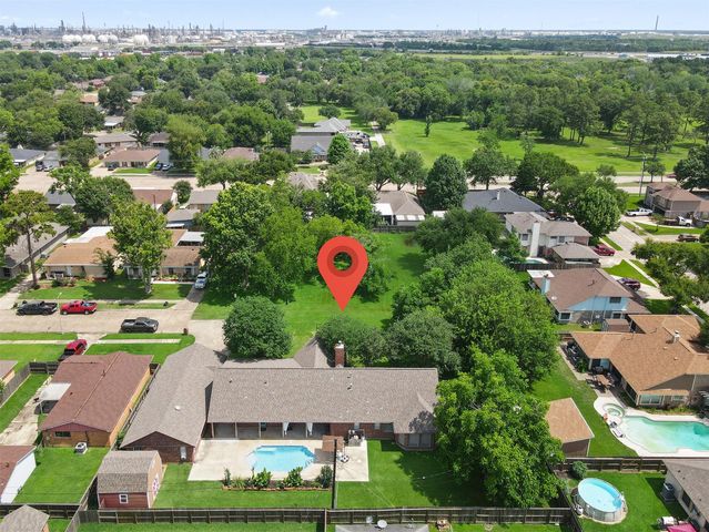 1133 Helen Drive, Deer Park, TX 77536