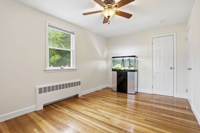 6 Hillcrest Rd, Bedford, MA 01739