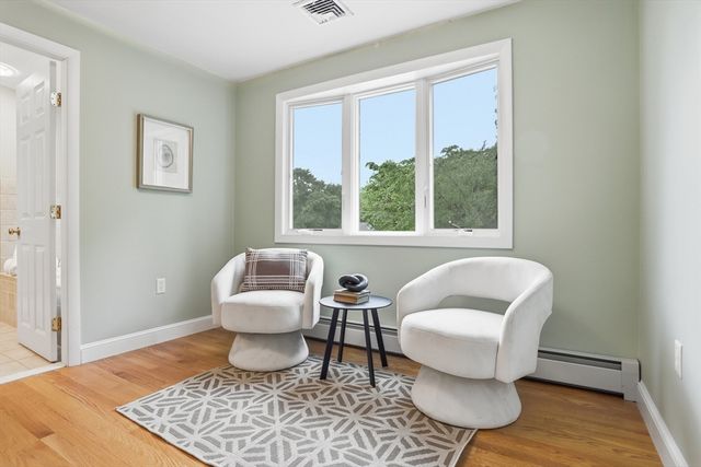 6 Hillcrest Rd, Bedford, MA 01739