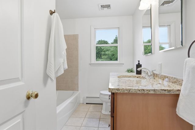 6 Hillcrest Rd, Bedford, MA 01739