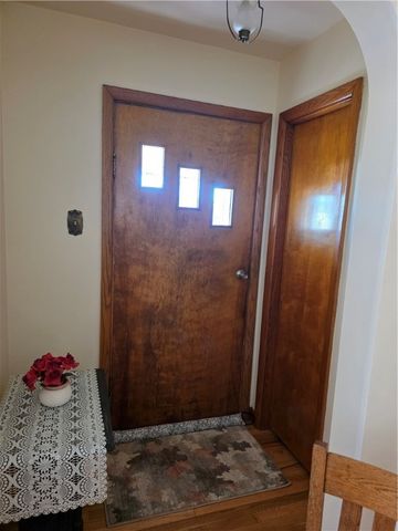 745 Castle Street, New Castle, PA 16101