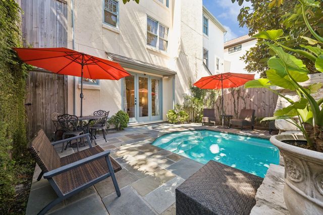2207 Dunraven Lane, Houston, TX 77019