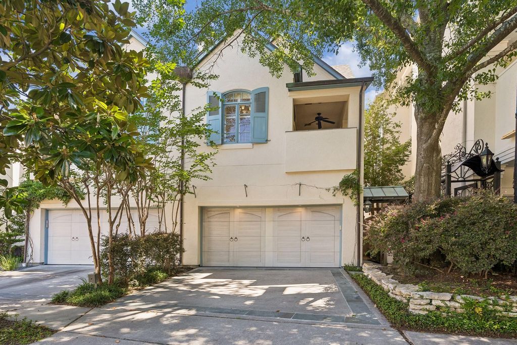 2207 Dunraven Lane, Houston, TX 77019