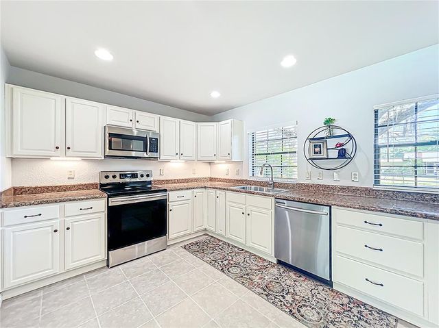 203 SE 30TH AVENUE, Ocala, FL 34471