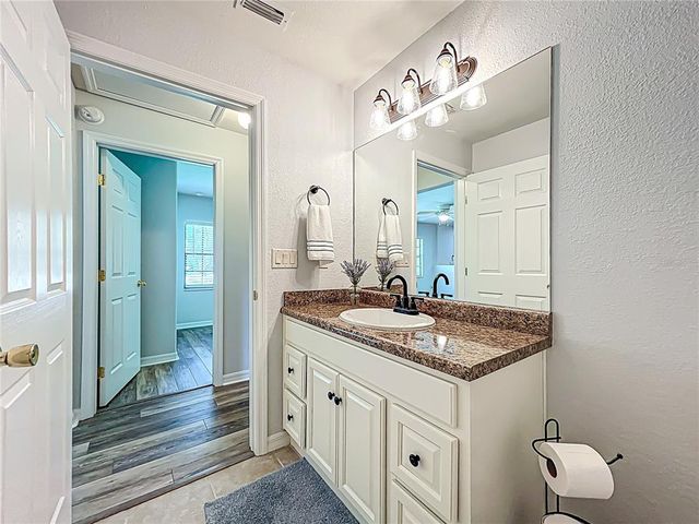 203 SE 30TH AVENUE, Ocala, FL 34471