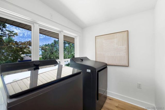 308-10 Glenmont Dr, Solana Beach, CA 92075
