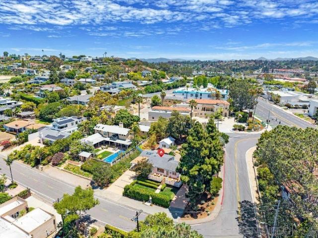 308-10 Glenmont Dr, Solana Beach, CA 92075