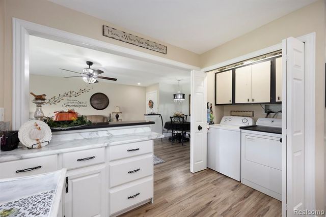 1700 River Road 10, Marysville, MI 48040