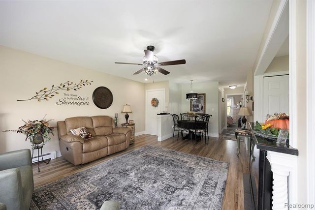 1700 River Road 10, Marysville, MI 48040