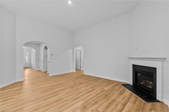 113 Lovefeast Drive, Advance, NC 27006