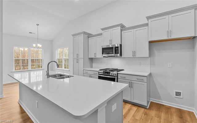 113 Lovefeast Drive, Advance, NC 27006
