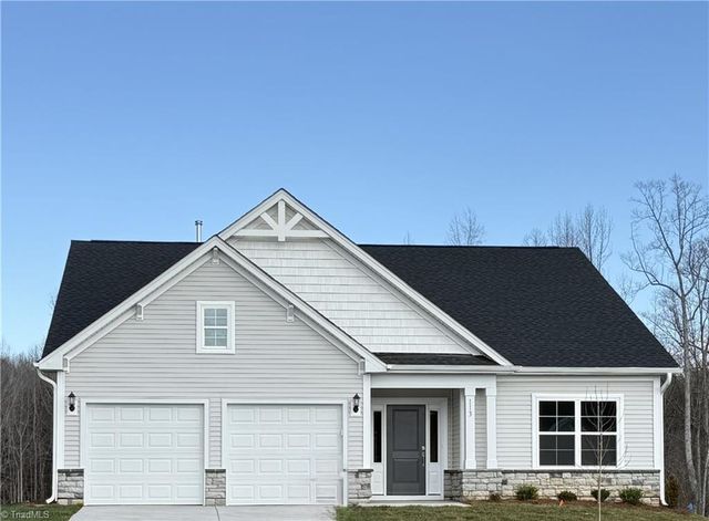 113 Lovefeast Drive, Advance, NC 27006