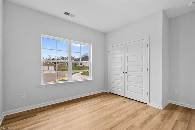 113 Lovefeast Drive, Advance, NC 27006