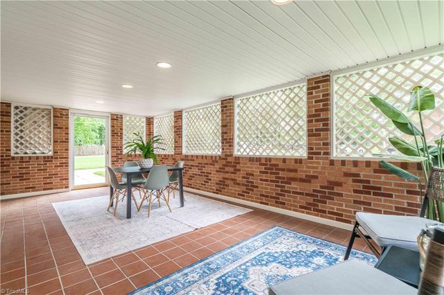 5100 Murray Road, Winston-salem, NC 27106