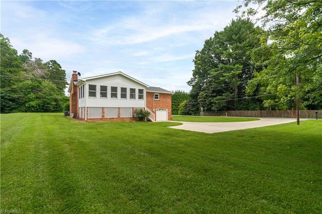 5100 Murray Road, Winston-salem, NC 27106