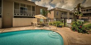 215 Postoffice 605, Galveston, TX 77550