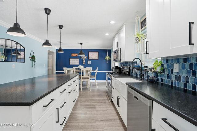 5504 JACKSON Avenue, Orange Park, FL 32073