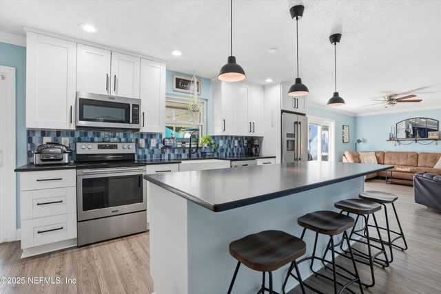 5504 JACKSON Avenue, Orange Park, FL 32073