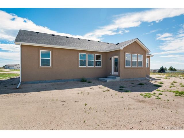 353 S Ashford Dr, Pueblo West, CO 81007
