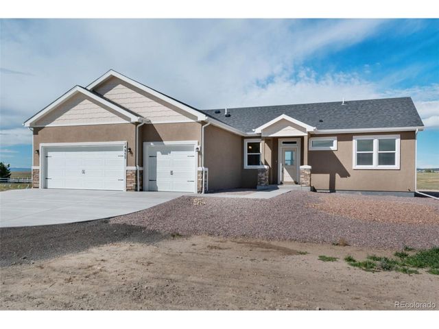 353 S Ashford Dr, Pueblo West, CO 81007