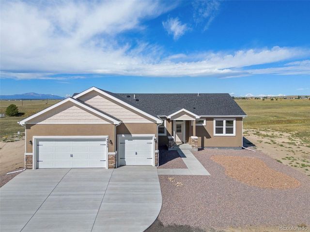 353 S Ashford Dr, Pueblo West, CO 81007