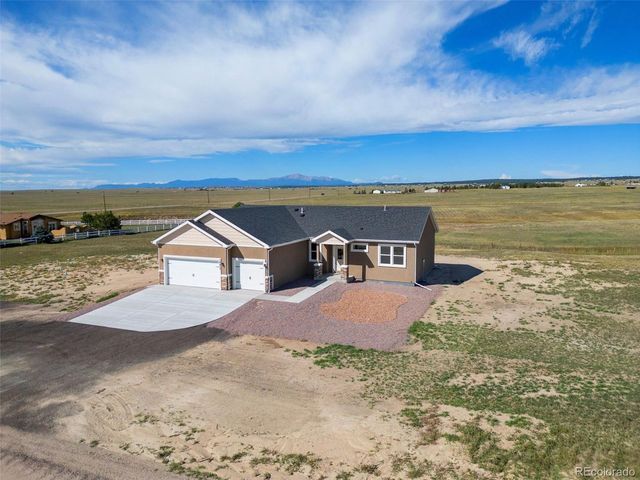 353 S Ashford Dr, Pueblo West, CO 81007
