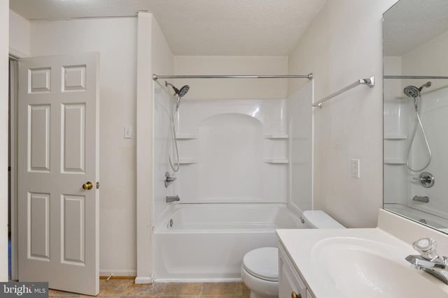 8813 EVERMORE CT, Laurel, MD 20723