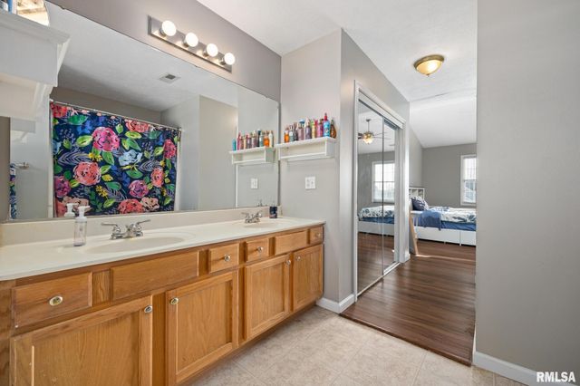 2331 W MOLLY Lane, Dunlap, IL 61525